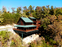 Bear Camp - Brown Bear Lodge