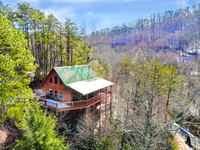 Bear Camp - Wilderness Lodge