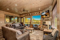 7-GrandSplashLodge